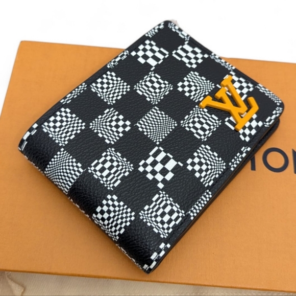 ✨️💎Super Rare .Authentic Louis Vuitton Damier Distorted Multiple Wallet - Picture 3 of 15